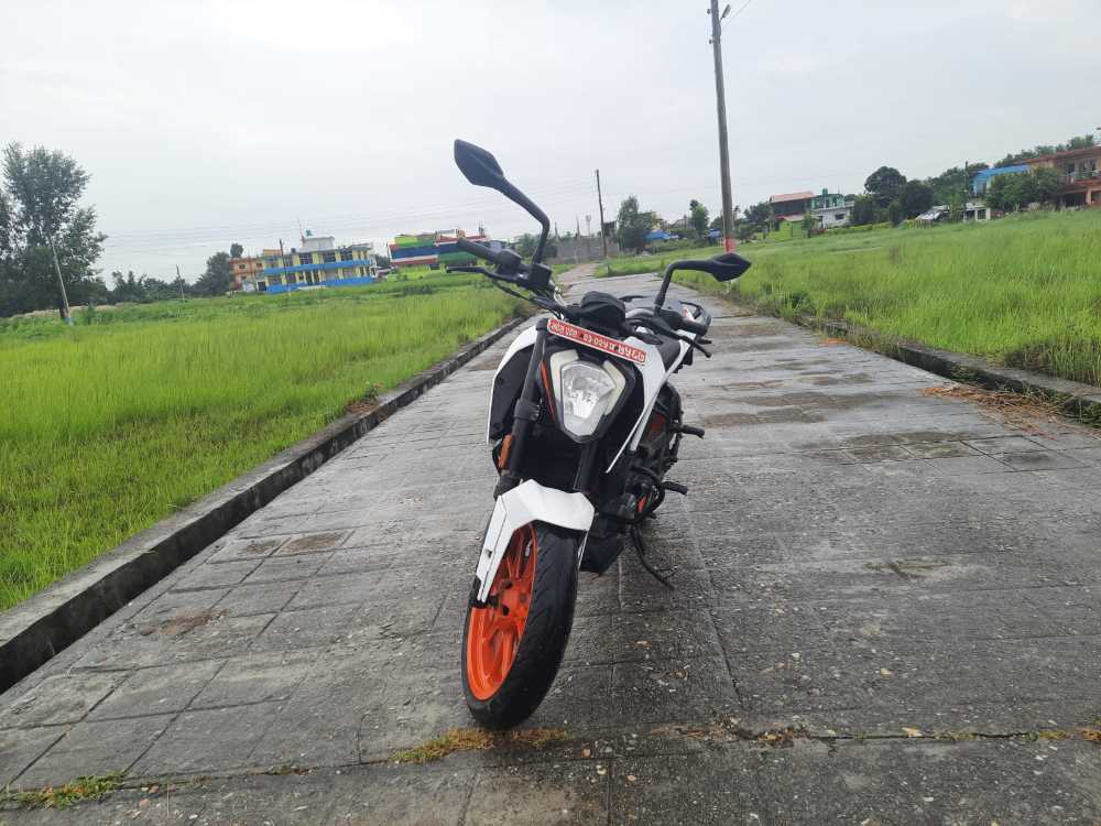 2022 KTM Duke 200, photo 2