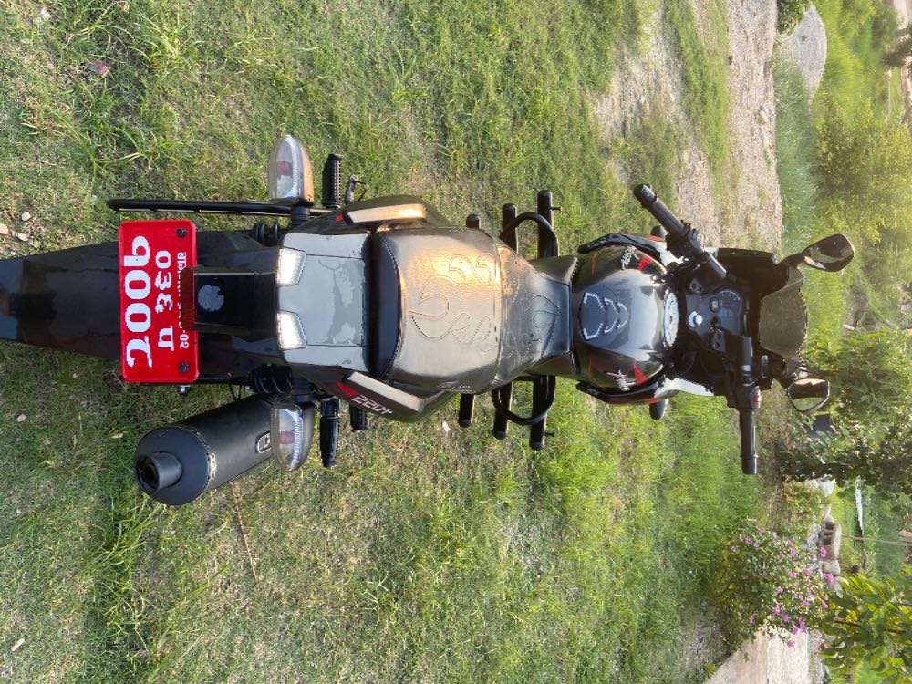 2022 Bajaj Plusar 220, photo 3