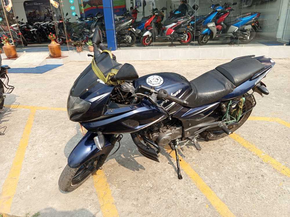 2017 Bajaj Plusar 220
