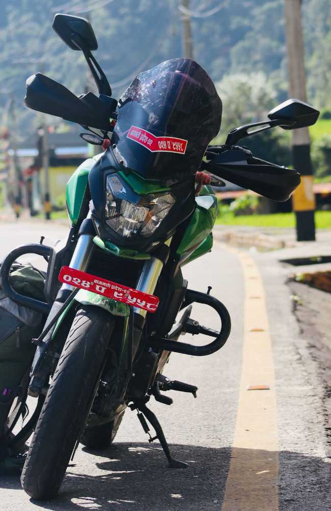 2021 Bajaj Dominar 400, photo 3