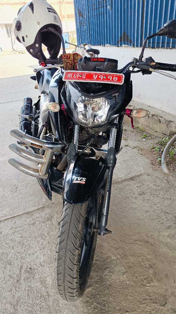 2019 TVS Apache RTR 160, photo 2