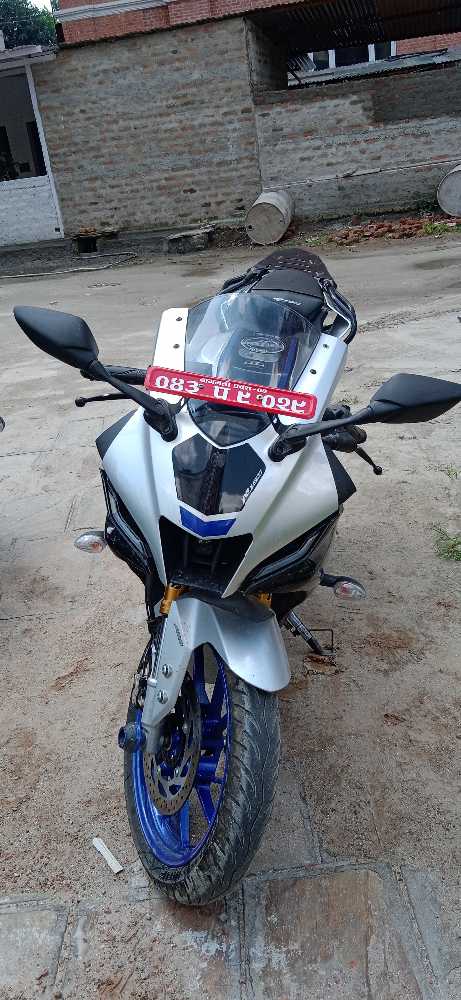 2022 Yamaha R15, photo 2