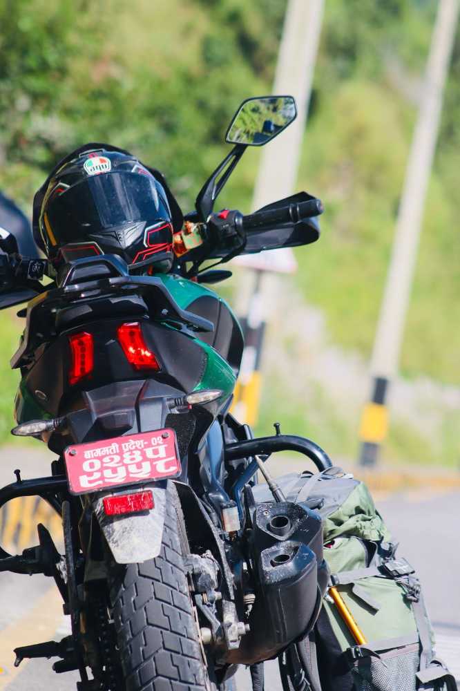 2021 Bajaj Dominar 400, photo 2