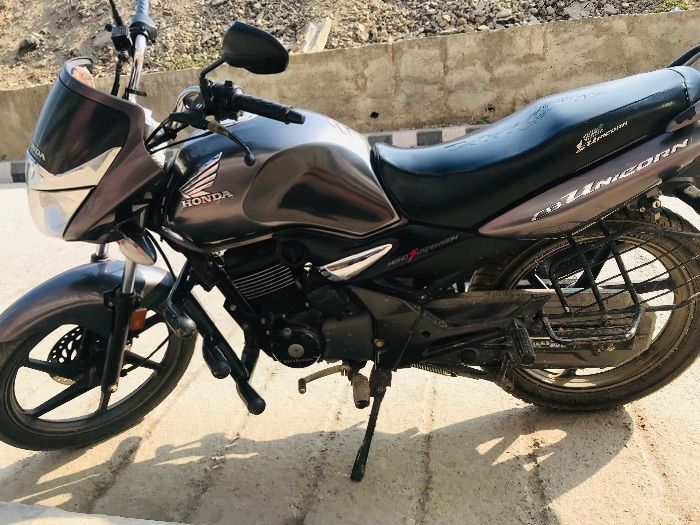 2020 Honda Unicorn, photo 2