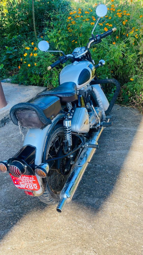 2020 Royal Enfield Classic 350, photo 3