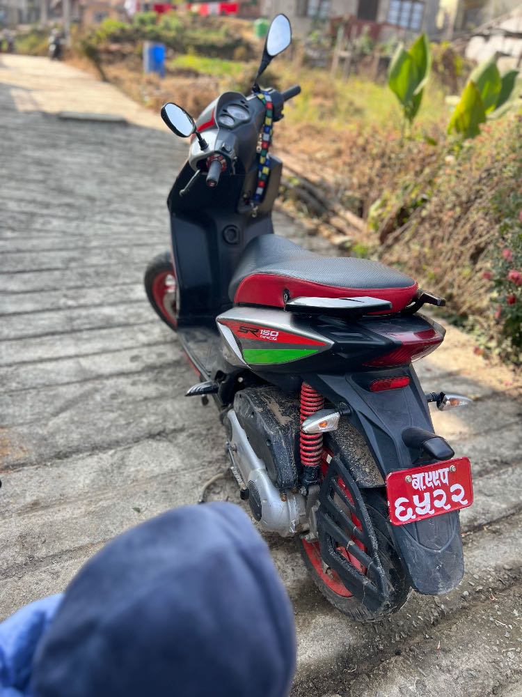 2019 Aprilia SR 150, photo 2