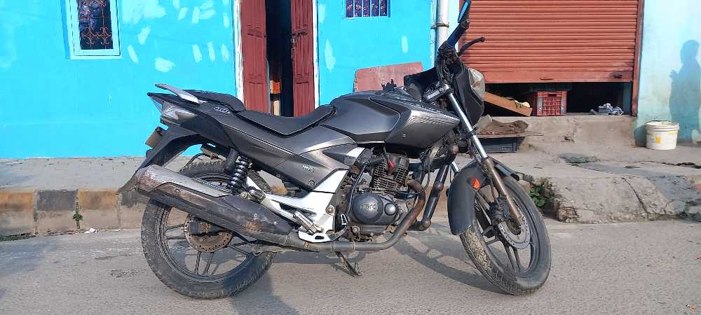 2013 Hero Xtreme, photo 2