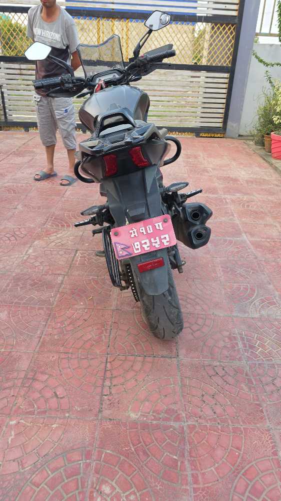 2020 Bajaj Dominar 400, photo 2