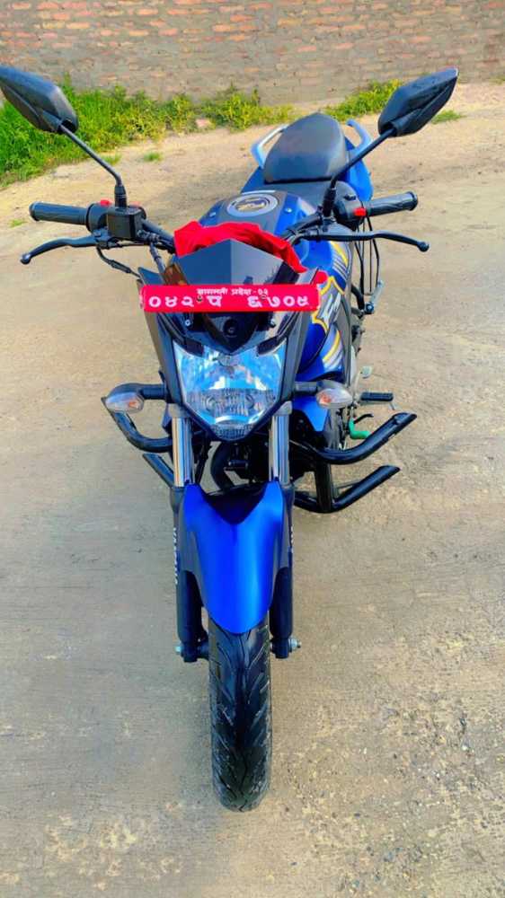 2022 Yamaha FZS, photo 2