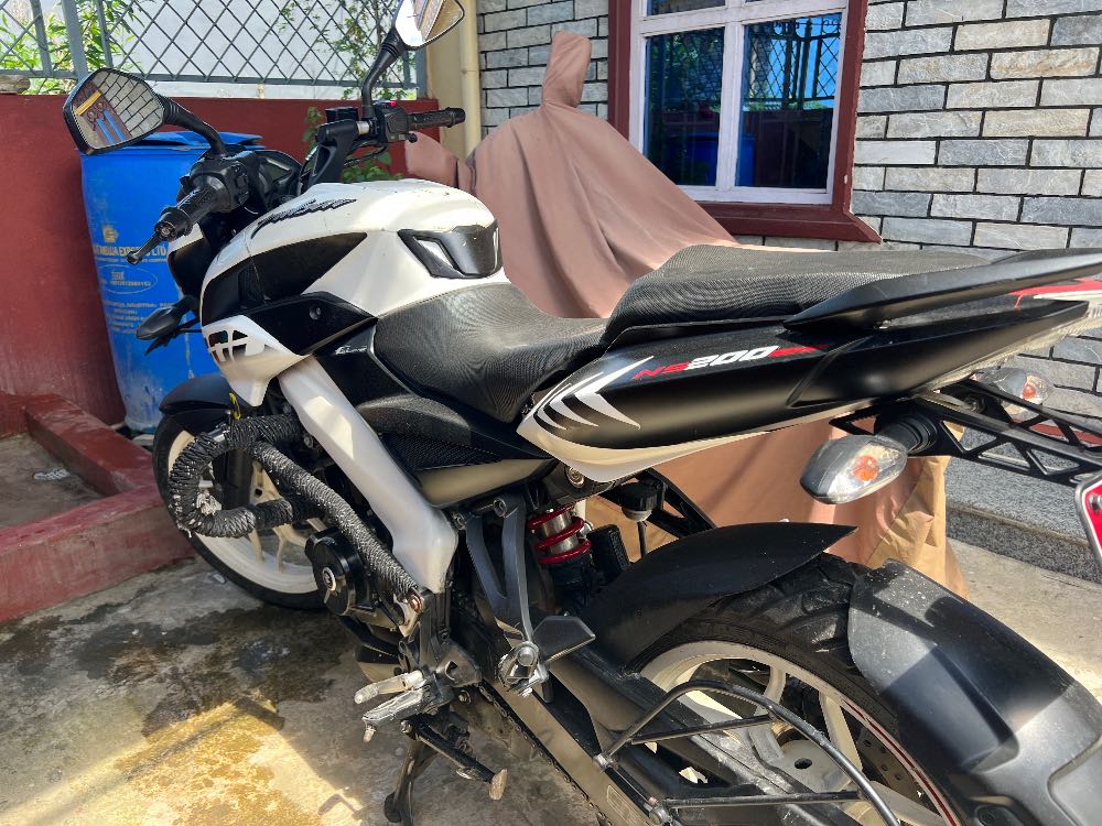 2020 Bajaj NS 200, photo 3