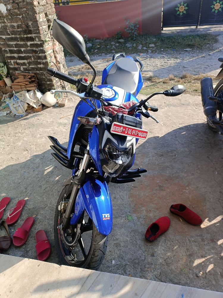 2021 TVS Apache RTR 160 4V, photo 2