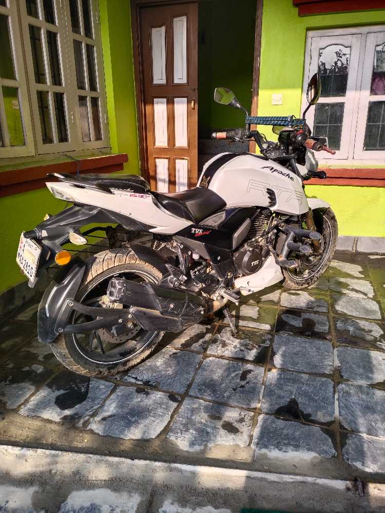 2018 TVS Apache RTR 200 4V, photo 3