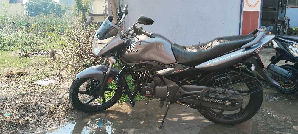 2022 Honda Unicorn, photo 2