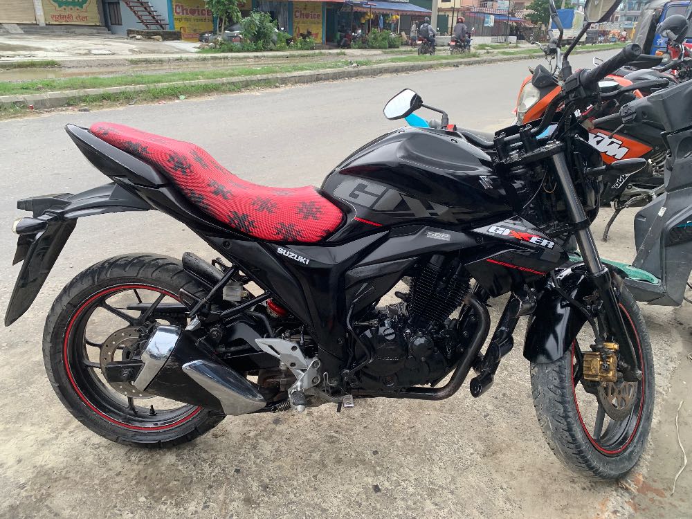 2018 Suzuki Gixxer 150, photo 3