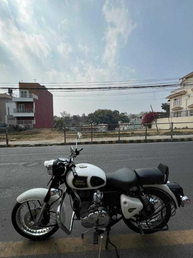 2018 Royal Enfield Classic 350, photo 3