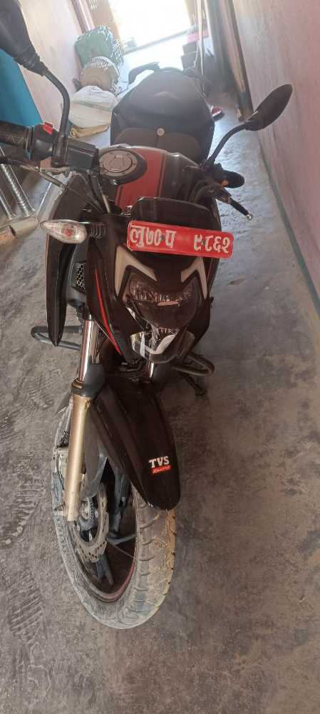 2021 TVS Apache RTR 200 4V, photo 2