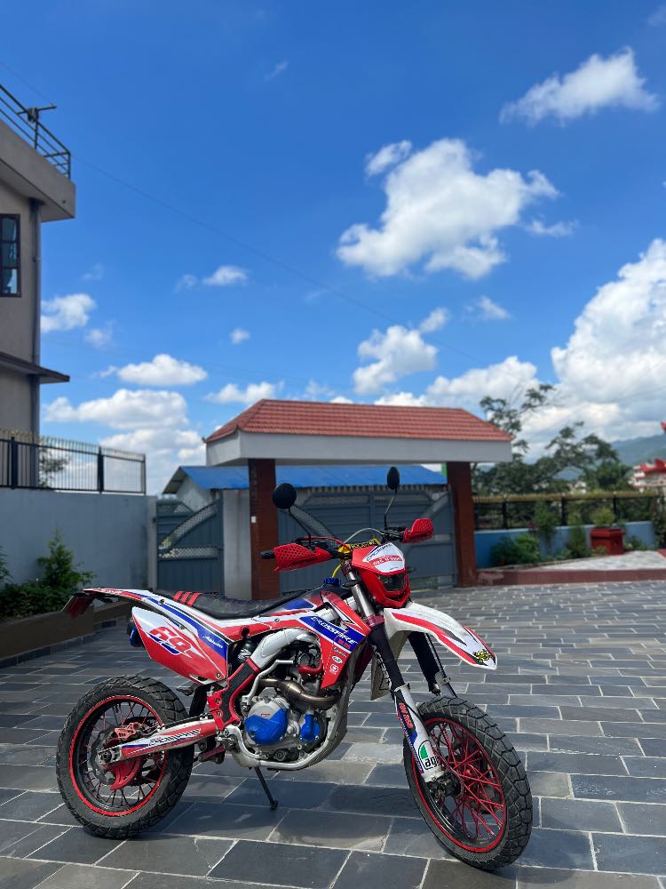2018 CrossFire HJ 250, photo 2