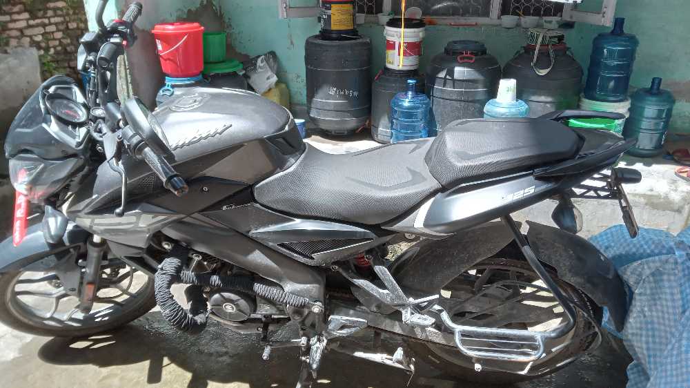 2022 Bajaj Pulsar 125, photo 2