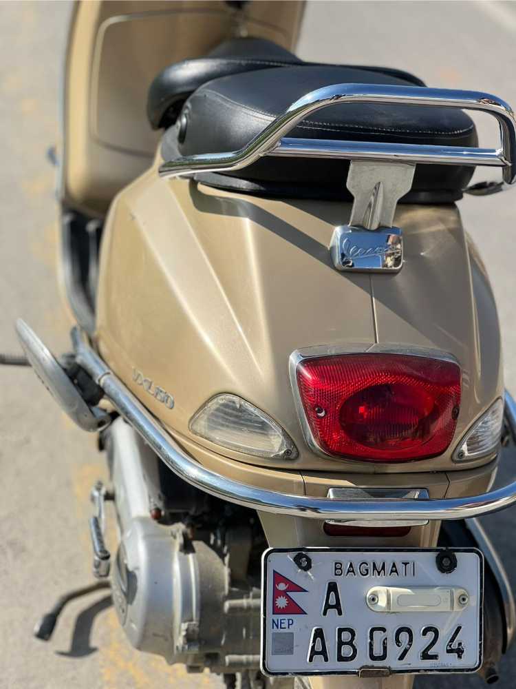 2018 Vespa VXL 150, photo 2