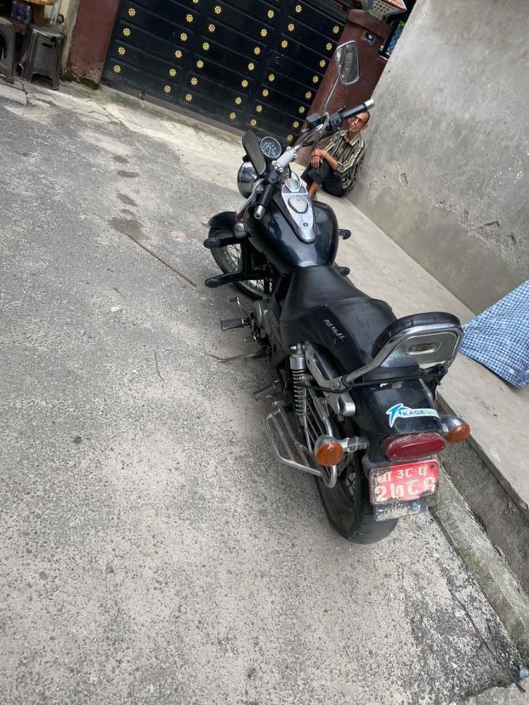 2010 Bajaj Avenger 220