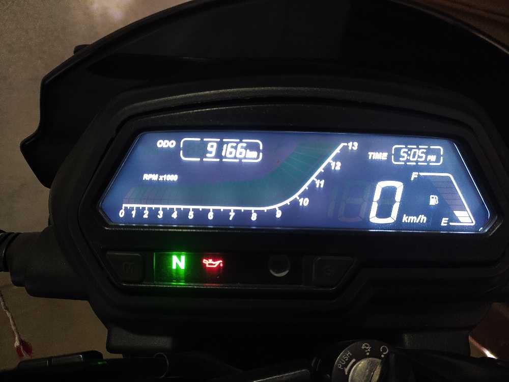 2022 Bajaj Dominar 400, photo 2