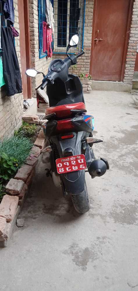 2018 Aprilia SR 150, photo 2