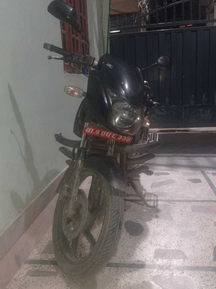 2010 Bajaj Plusar 150, photo 2