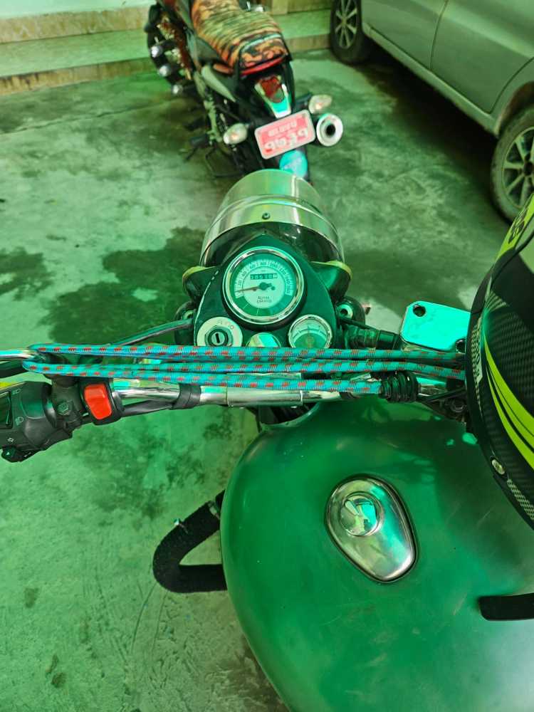 2018 Royal Enfield Classic 350, photo 2