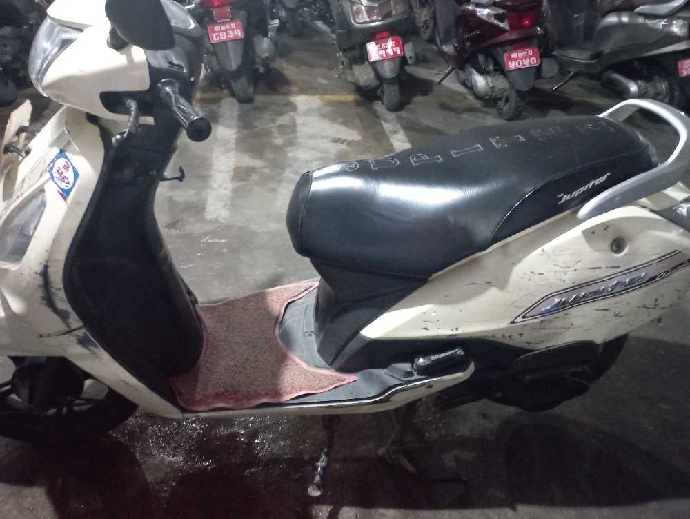 2016 TVS Jupiter, photo 3