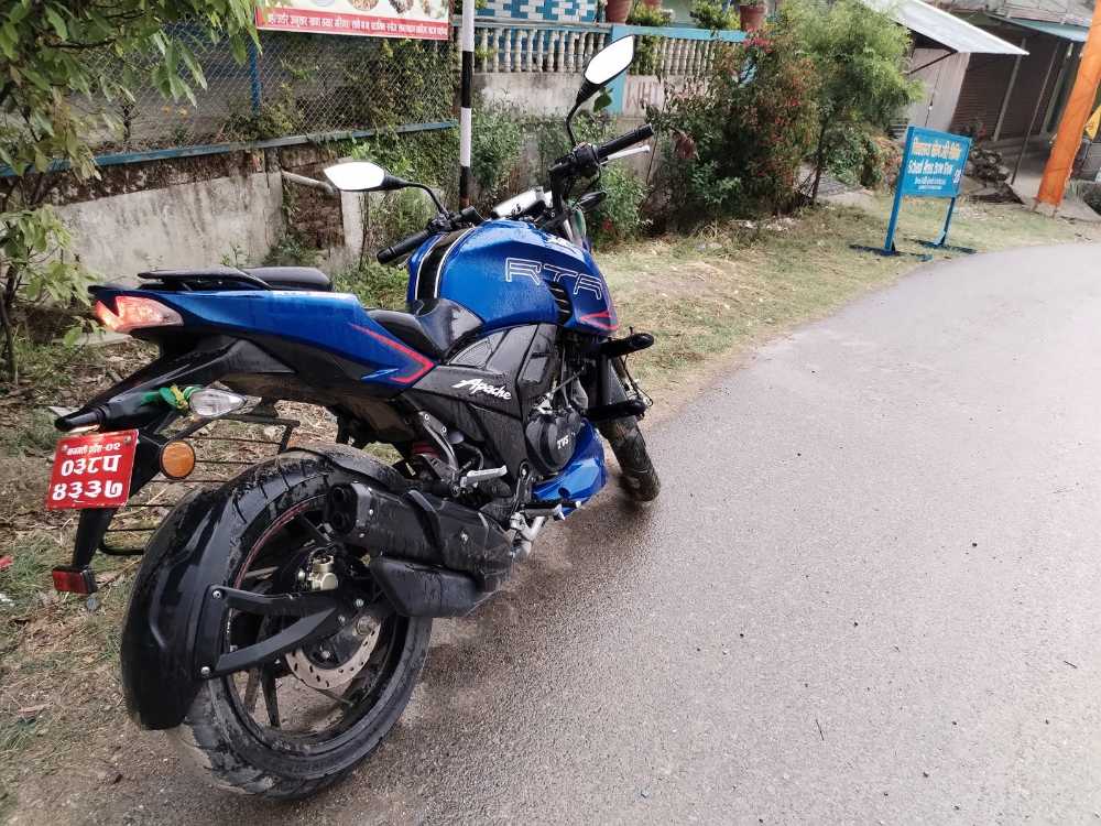2022 TVS Apache RTR 200 4V, photo 3