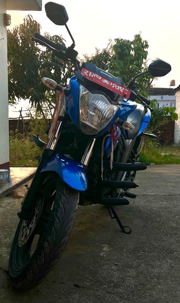 2016 Suzuki Gixxer 150, photo 2