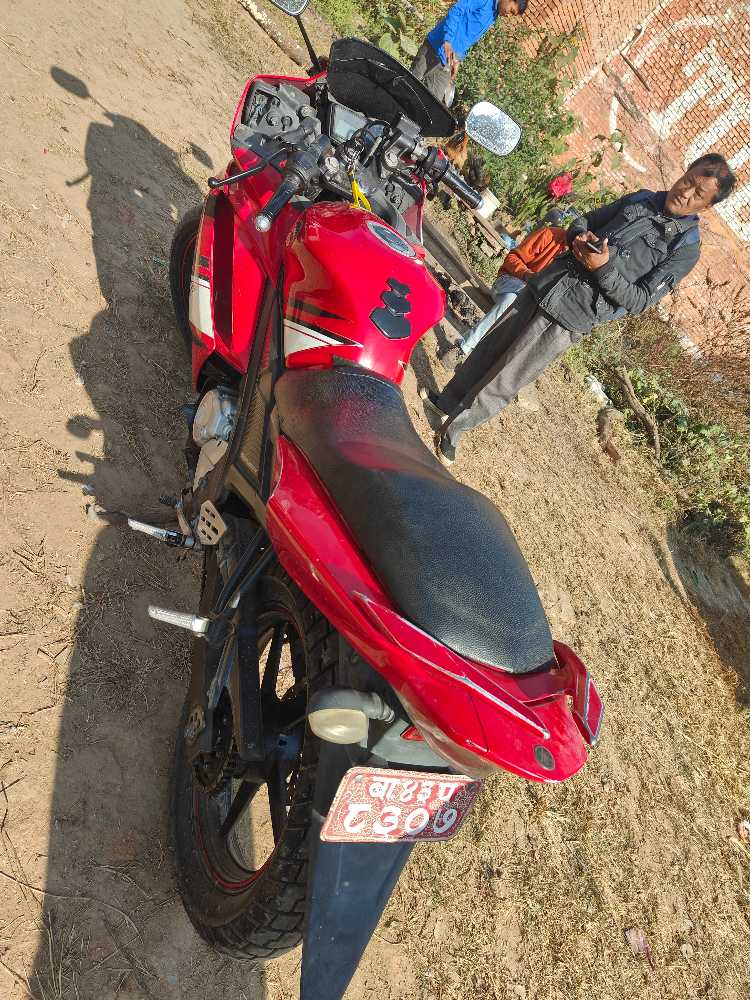 2010 Yamaha R15, photo 4
