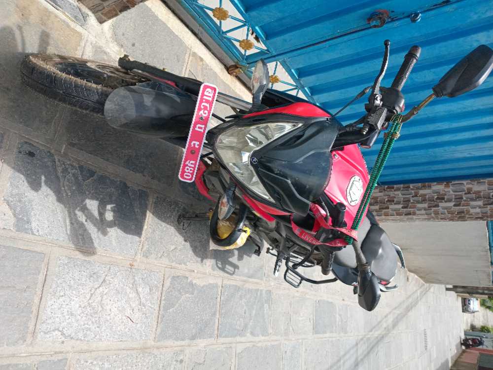 2017 Bajaj NS 160, photo 2