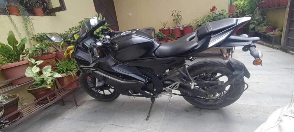 2022 Yamaha R15, photo 2