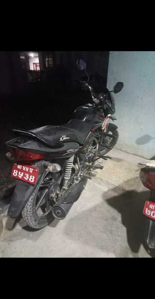 2012 Honda Shine, photo 2