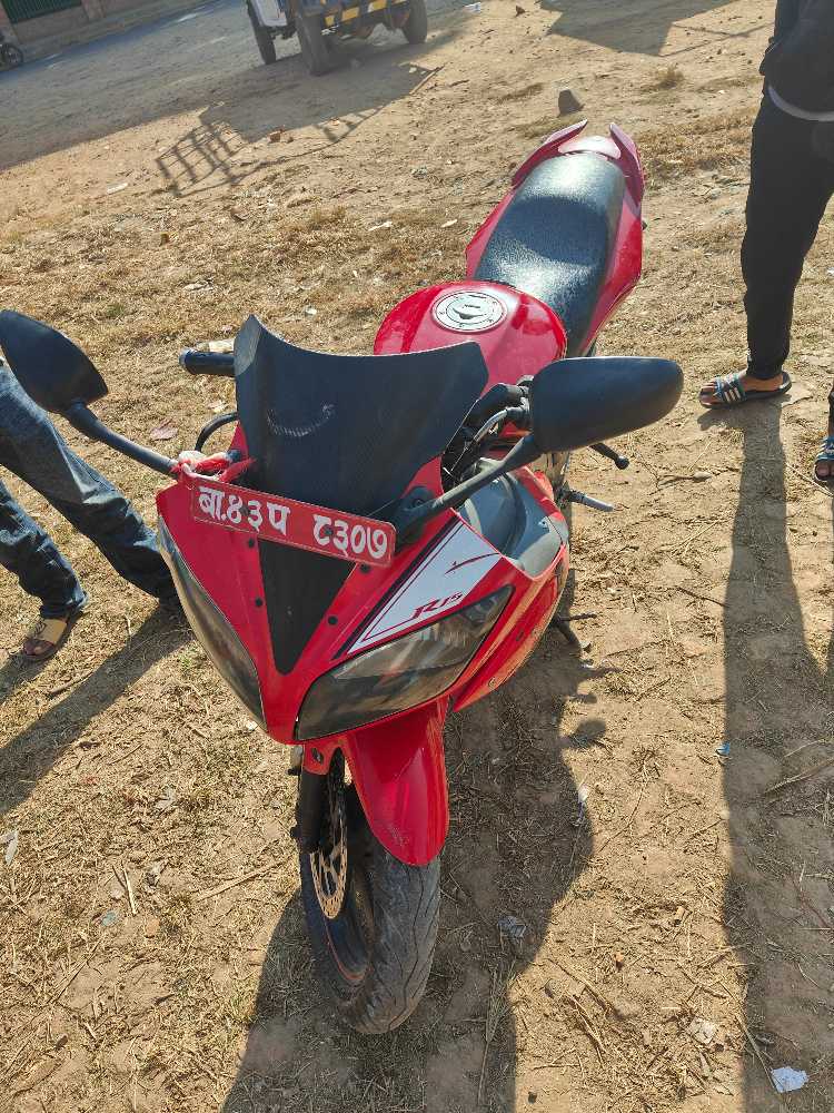 2010 Yamaha R15, photo 5