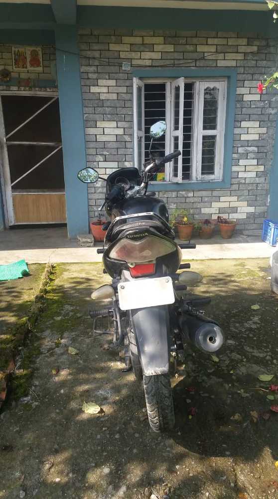 2012 Honda Unicorn, photo 3