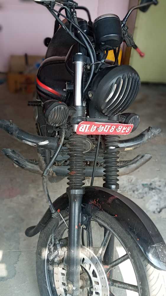 2016 Bajaj Avenger 220, photo 2