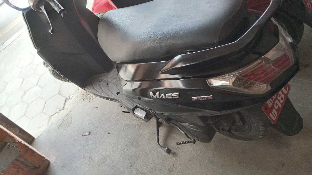 2017 Hero Maestro edge, photo 3