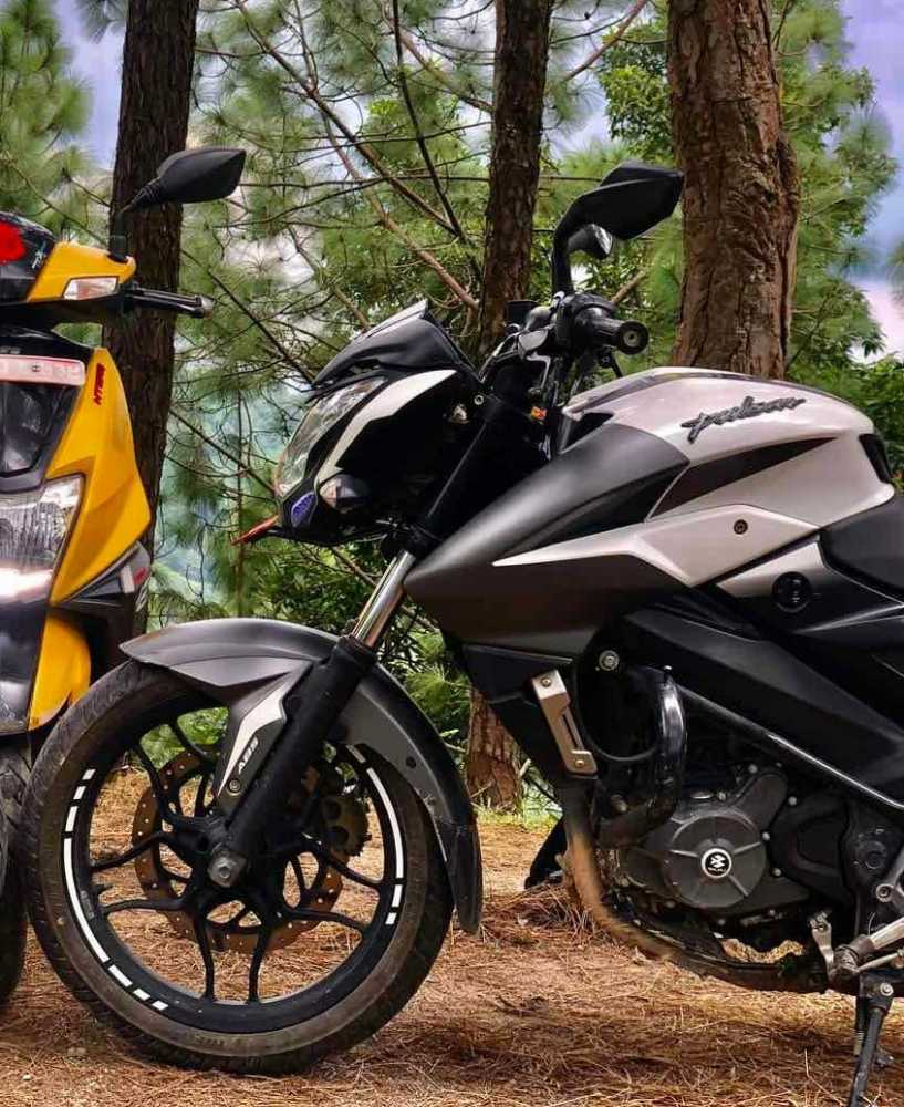 2020 Bajaj Pulsar 200