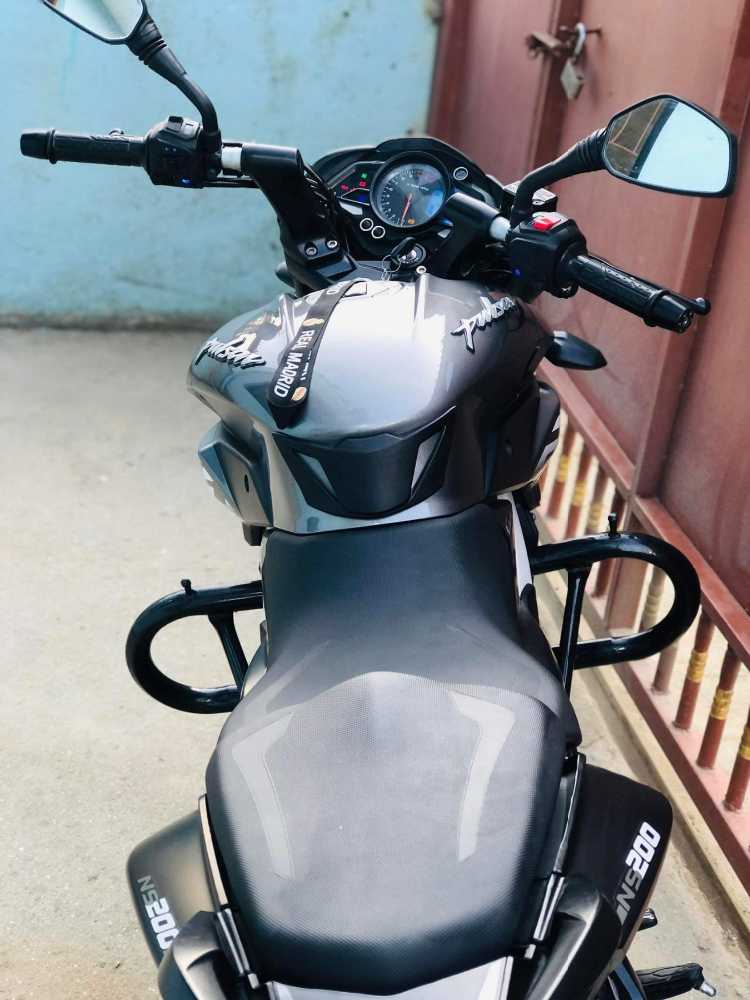 2020 Bajaj NS 200