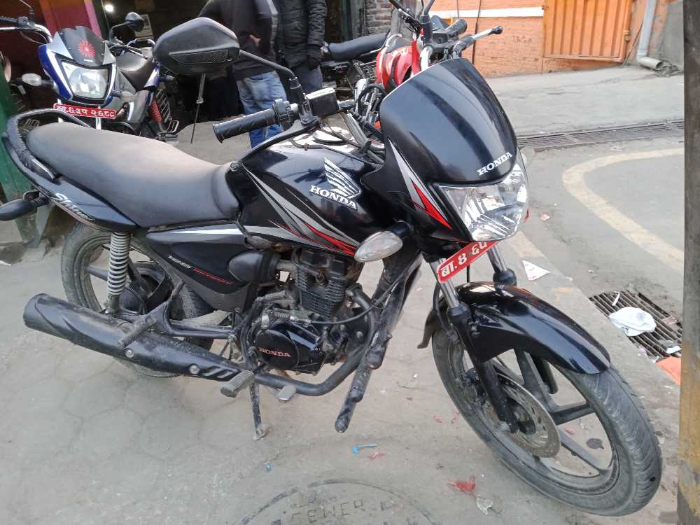 2015 Honda Shine, photo 4