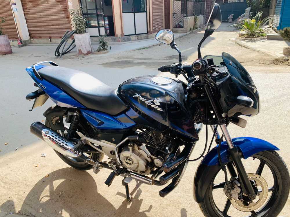 2014 Bajaj Plusar 150, photo 2