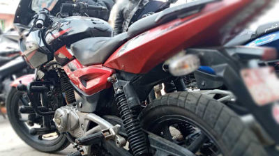 2014 Bajaj Plusar 220, photo 2