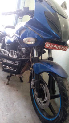 2016 Bajaj Plusar 220, photo 2