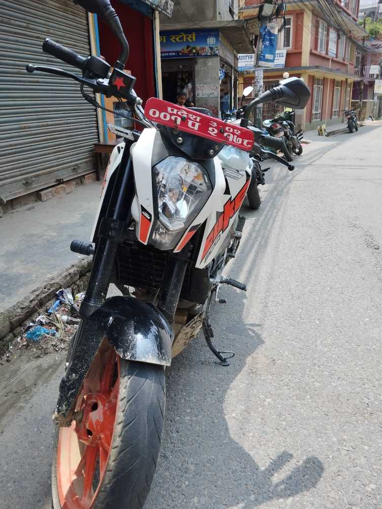 2019 KTM Duke 200, photo 2
