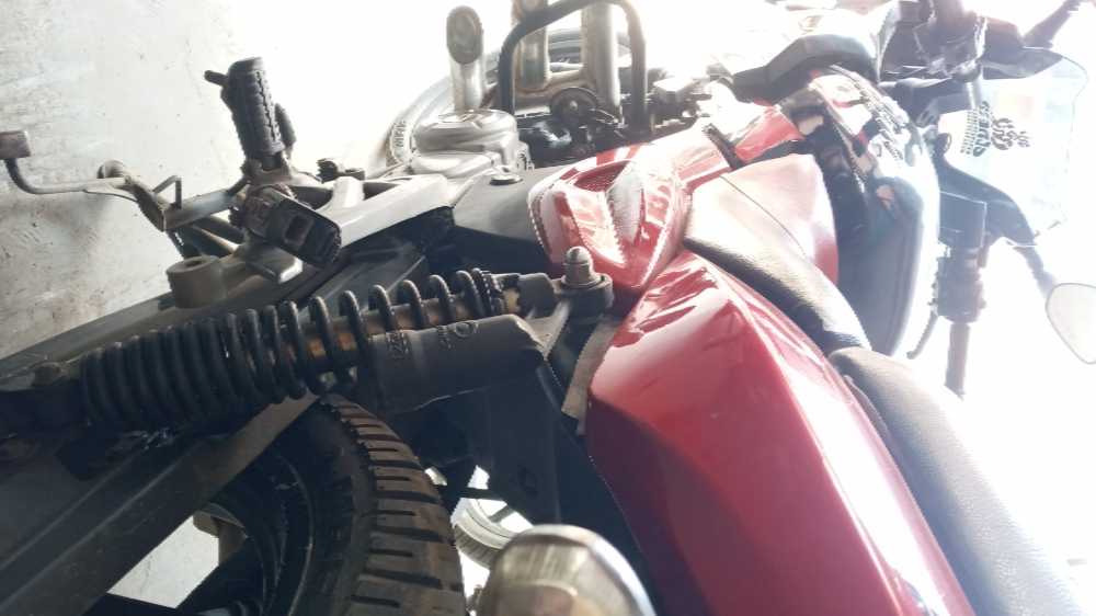2017 Bajaj Plusar 220, photo 2