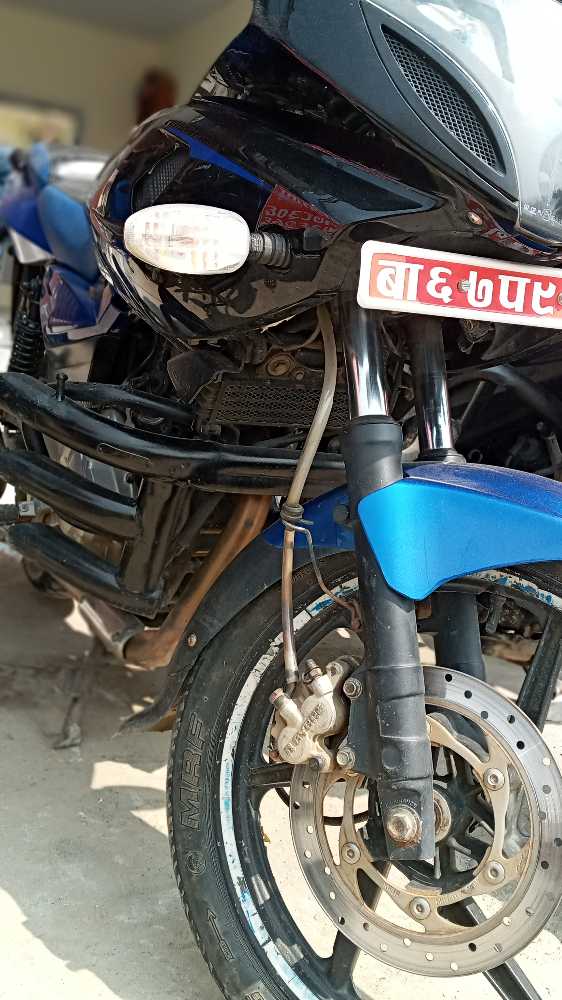 2015 Bajaj Plusar 220, photo 3