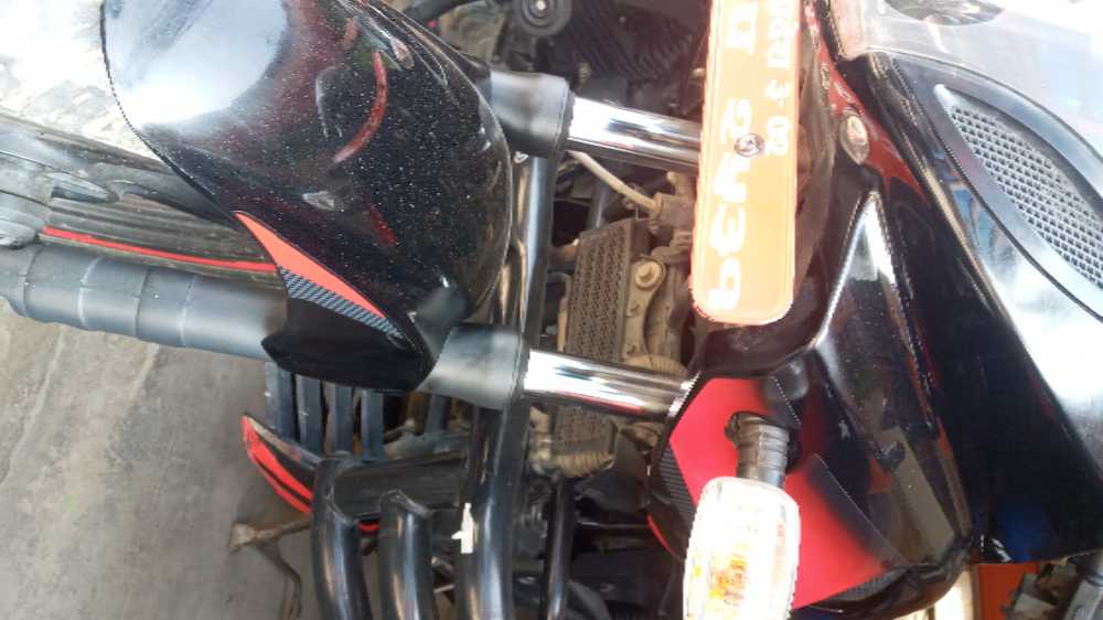 2019 Bajaj Plusar 220, photo 2