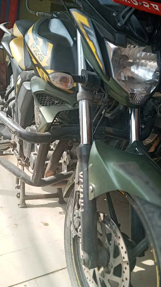 2016 Yamaha FZS, photo 3
